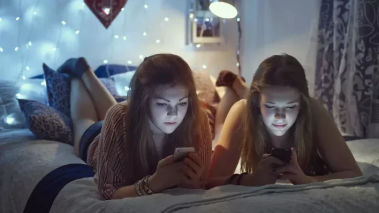 Minors and Social Media Addiction: What Families Need to Know